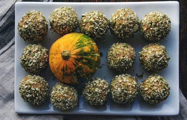 Honey balls made from pumpkin seeds by prostate